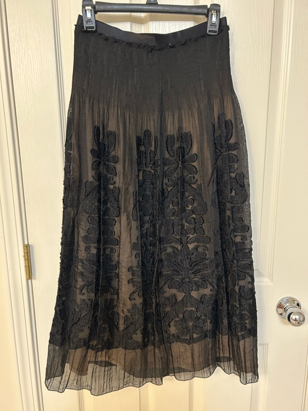 Max Studio Floral Jacquard Overlay Midi Skirt in Black Size S - Picture 5 of 8